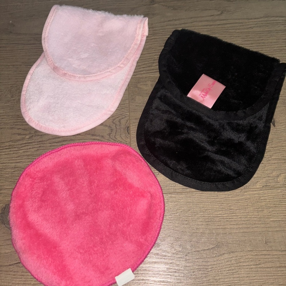 Three NWOT makeup removing cloths​